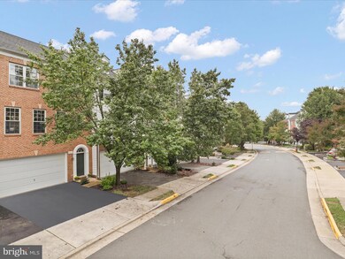 6865 Rolling Creek Way, Alexandria, VA 22315 - photo 6