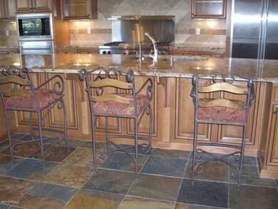 Wonderful gormet kitchen