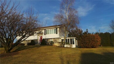 7476 Miller Dr, Bath, PA 18014 - photo 3