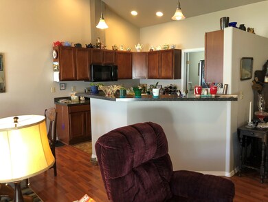 7005 Yak Ave 25