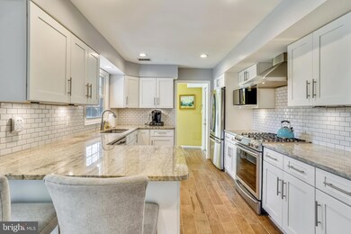 13119 Mercury Ln, Fairfax, VA 22033 - photo 5