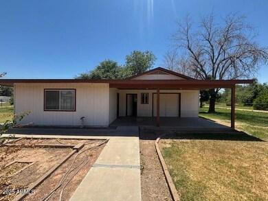 casita front