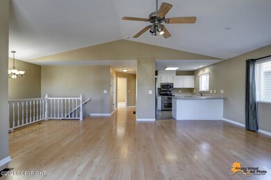 Living Room w/Laminate Flooring