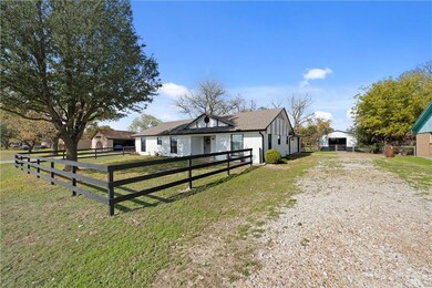 385 Anna Hobbs Ln, Eddy, TX 76524 - photo 3