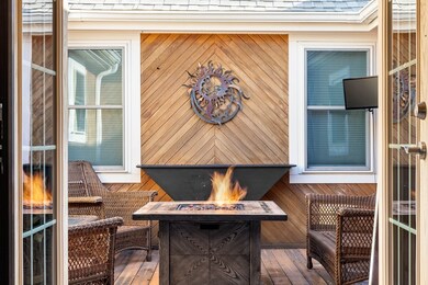 586 N End Blvd, Salisbury, MA 01952 - photo 5