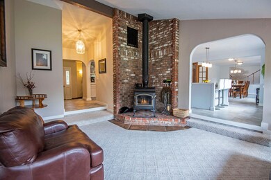 61235 King Solomon Ln, Bend, OR 97702 - photo 6