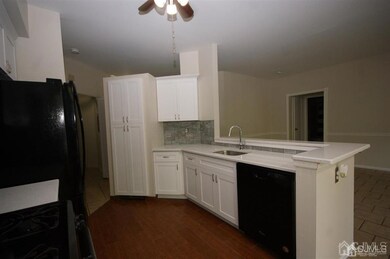 6211 Cedar Ct, Monmouth Junction, NJ 08852 - photo 5