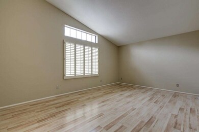 003_Living Room