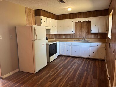 171 Fields St, Russellville, AR 72802 - photo 4