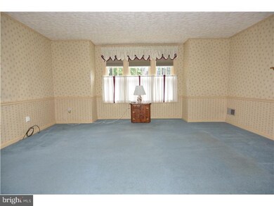 618 N 25th St, Reading, PA 19606 - photo 3