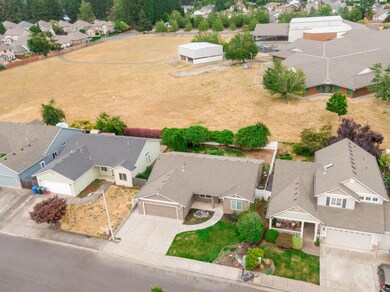 7448-Everwood-St-NE-4