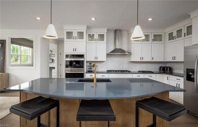 930 Reids Way, Aurora, OH 44202 - photo 4