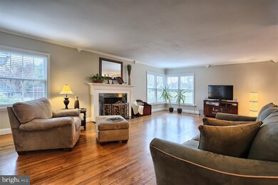 25 W Lawn Cir, Lemoyne, PA 17043 - photo 3