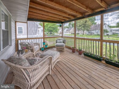 102 Sycamore Rd, Curtis Bay, MD 21226 - photo 7