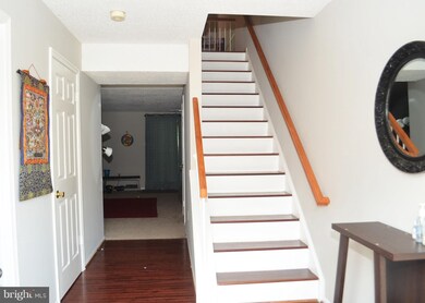 1521 Ashburnham Dr, Crofton, MD 21114 - photo 2