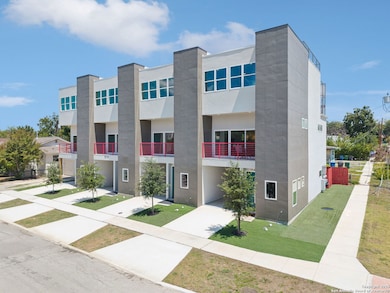 510 S Mesquite St unit 104, San Antonio, TX 78203 - photo 2