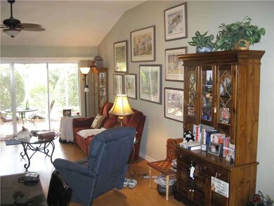 3088 Maywood Ct unit 33, The Villages, FL 32162 - photo 3