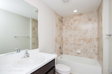 1001416.2267 Whiteside Avenue SE - Bathr