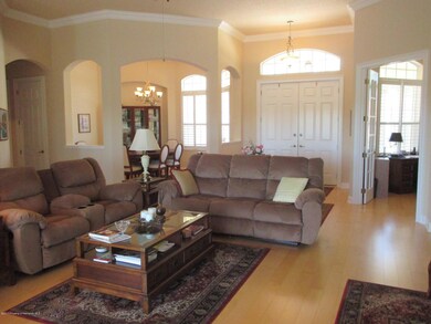 Living room to entry
