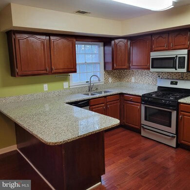 1009 Lindsay Ln, Hagerstown, MD 21742 - photo 4