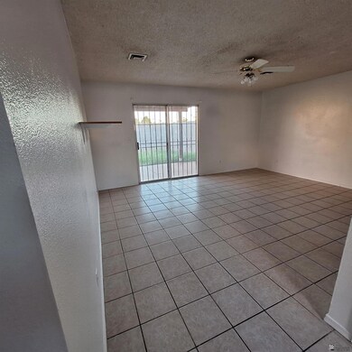 1469 W 15th St, Yuma, AZ 85364 - photo 4