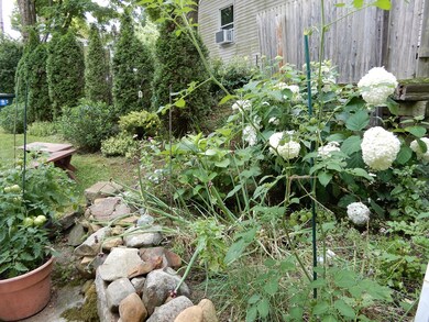 20 Comins Pond Rd, Warren, MA 01083 - photo 4