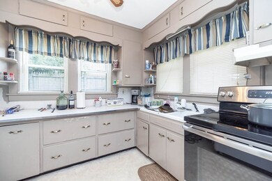 355 West Ave, Ludlow, MA 01056 - photo 2