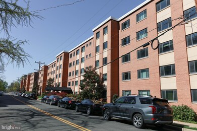 The Cavendish unit 408, Arlington, VA 22202 - photo 2