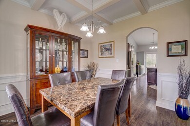6-FORMAL DINING 1