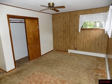 1906 N Garden St, New Ulm, MN 56073 - photo 6