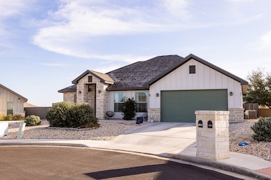 1069 Roanoke Ln, Kerrville, TX 78028 - photo 3