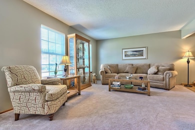 931 Mcguire Dr, Toms River, NJ 08753 - photo 5