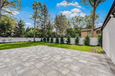 15 Southwick Ct N, Plainview, NY 11803 - photo 6