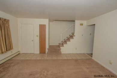 34 Riverview Dr, Schenectady, NY 12309 - photo 7