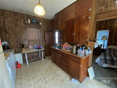 1651 Oakley Ave, Burley, ID 83318 - photo 3