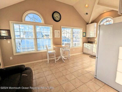 113 W Pelican Way, Lavallette, NJ 08735 - photo 6