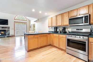 111 Firelight Ln, Lackawaxen, PA 18435 - photo 7