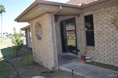 834 Nada Dr, Alamo, TX 78516 - photo 4