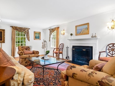 45 Cartwright Rd, Wellesley, MA 02482 - photo 4