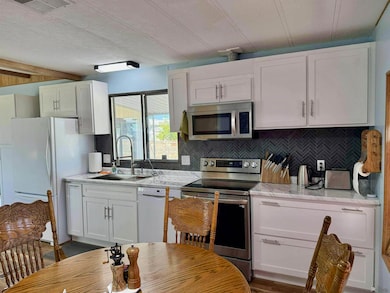 13304 E 40th Dr, Yuma, AZ 85367 - photo 3