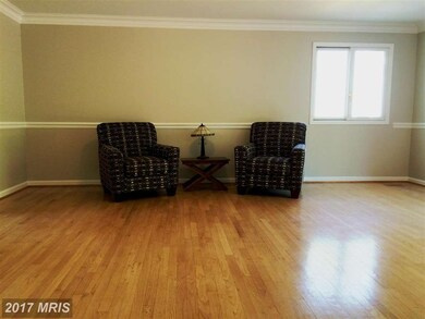 8705 Litwalton Ct, Vienna, VA 22182 - photo 6