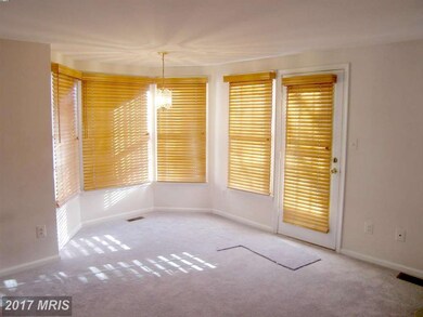 9500 Dunbrook Ct, Montgomery Village, MD 20886 - photo 5