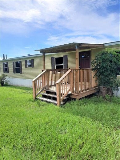 7439 Fort King Rd, Zephyrhills, FL 33541 - photo 2