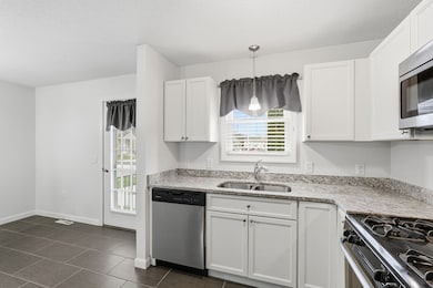 3078 Main St unit B, Palmer, MA 01069 - photo 7