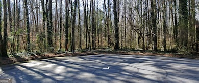 4671 Ridgeland Dr SW, Lilburn, GA 30047 - photo 2