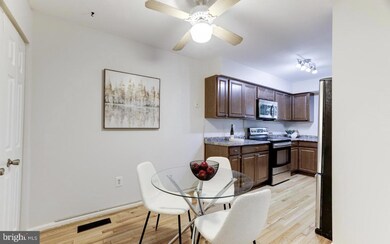 14913 Carriage Square Dr, Silver Spring, MD 20906 - photo 4