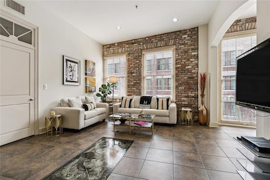 333 Girod St unit 304, New Orleans, LA 70130 - photo 7