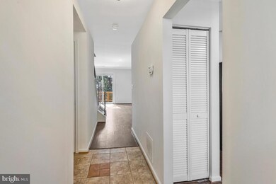 16338 Taconic Cir unit 94D, Dumfries, VA 22025 - photo 4