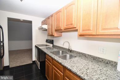 27701 Valley Run Dr unit 701, Wilmington, DE 19810 - photo 2