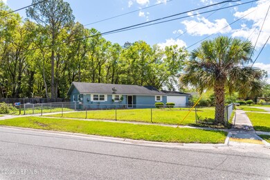 6464 Lucente Dr, Jacksonville, FL 32210 - photo 3